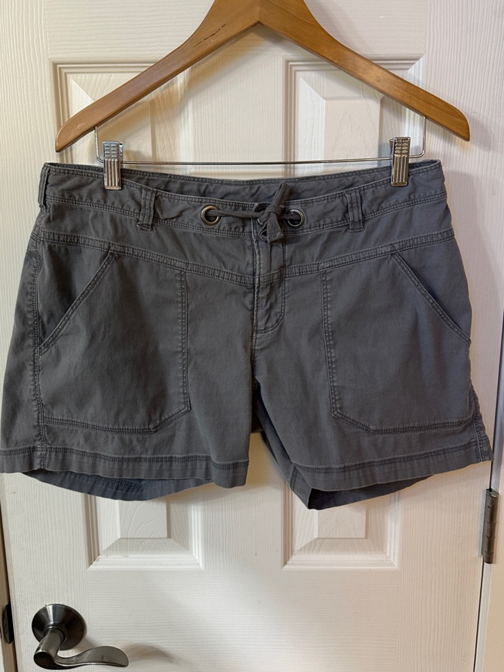 The North Face Shorts Womens 12 Cargo Outdoor Hiking Trail Adventure Summer 12